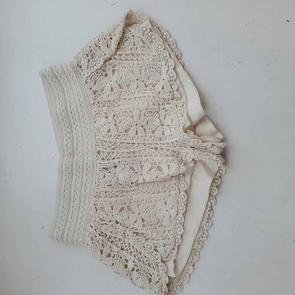 Rue 21 Cream Crochet Shorts